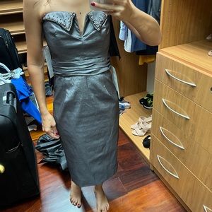 badgley mischka strapless dress - silver - size 4